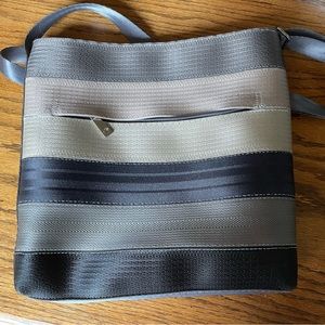 Harvey’s Seatbelt Treecycle Streamline Crossbody